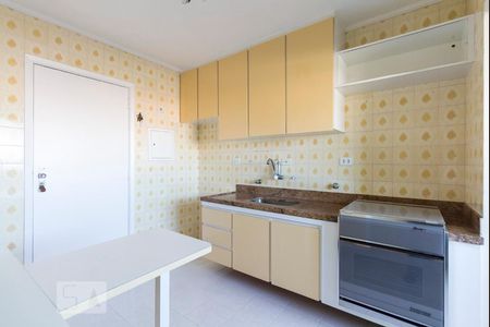 Apartamento à venda com 66m², 2 quartos e 1 vagaCozinha