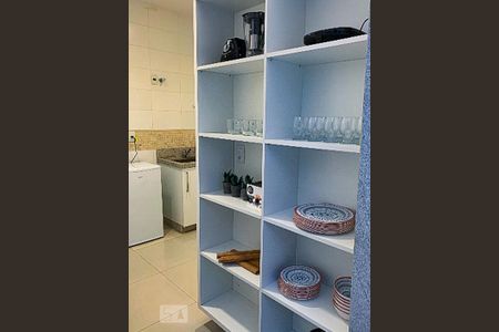 Apartamento à venda com 90m², 2 quartos e 1 vaga Apartamento à venda com 90m², 2 quartos e 1 vagaDetalhe cozinha