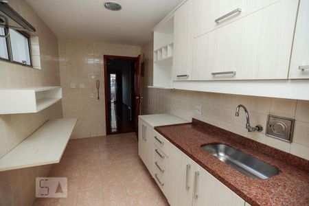 Apartamento para alugar com 65m², 2 quartos e 1 vagaCozinha