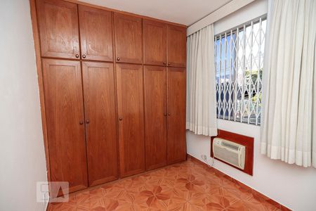 Quarto 1 de apartamento para alugar com 2 quartos, 65m² em Todos Os Santos, Rio de Janeiro