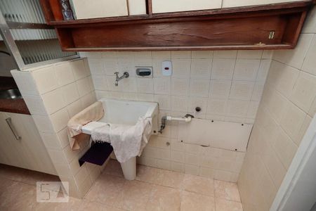 Apartamento para alugar com 65m², 2 quartos e 1 vagaÁrea de Serviço