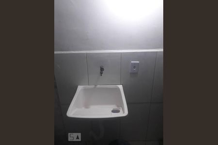 Área Externa de kitnet/studio para alugar com 1 quarto, 30m² em Estácio, Rio de Janeiro