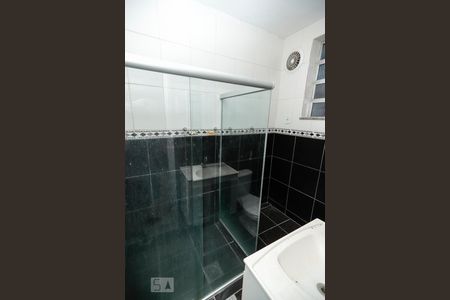 Banheiro de apartamento para alugar com 2 quartos, 70m² em Engenho de Dentro, Rio de Janeiro