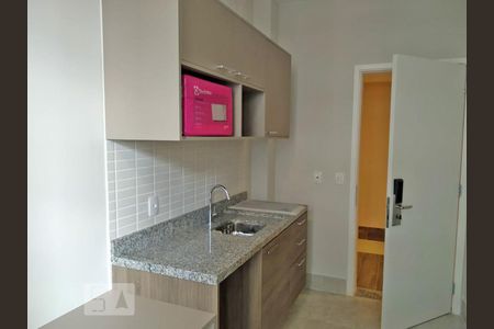 Cozinha e entrada de kitnet/studio à venda com 1 quarto, 30m² em Centro, São Paulo