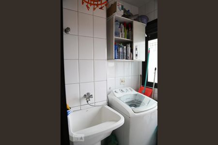 Apartamento para alugar com 56m², 2 quartos e 1 vaga Apartamento para alugar com 56m², 2 quartos e 1 vagaLavanderia