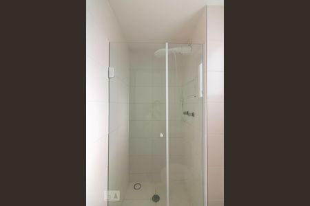 Banheiro de kitnet/studio à venda com 1 quarto, 36m² em Indianópolis, São Paulo