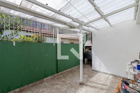 Casa à venda com 156m², 3 quartos e 2 vagasQuintal