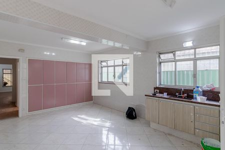 Casa à venda com 156m², 3 quartos e 2 vagasCozinha