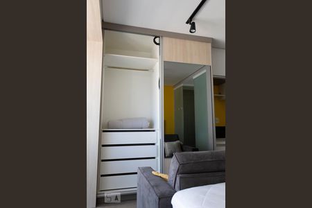 Armário de kitnet/studio à venda com 1 quarto, 25m² em Vila Olímpia, São Paulo