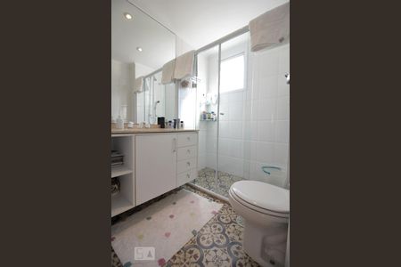 Apartamento à venda com 113m², 3 quartos e 3 vagasBanheiro da suíte 2