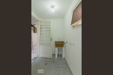 Casa à venda com 130m², 6 quartos e sem vagaÁrea de Serviço