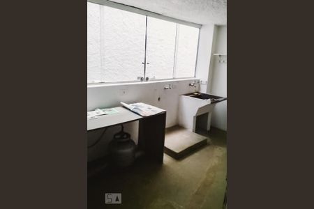 Área de Serviço de casa para alugar com 4 quartos, 198m² em Alto da Lapa, São Paulo