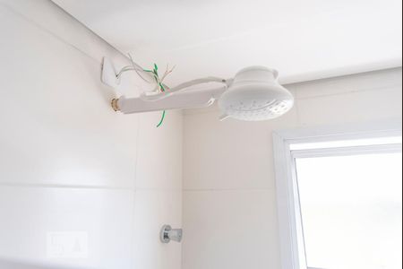 Chuveiro de apartamento à venda com 2 quartos, 54m² em Vila Eldízia, Santo André