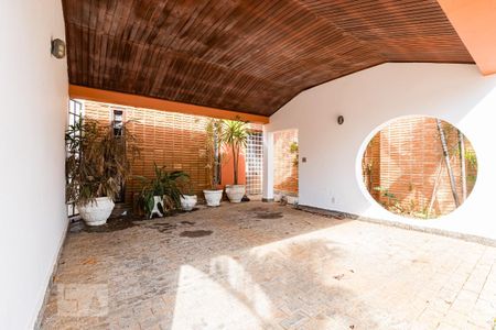 Área Externa - Garagem de casa à venda com 4 quartos, 430m² em Parque Taquaral, Campinas