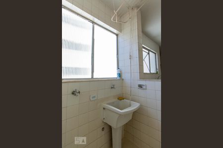 Apartamento à venda com 90m², 3 quartos e 6 vagasDetalhe Área de Serviço