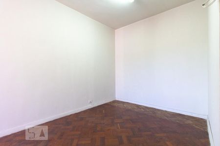 Apartamento à venda com 90m², 3 quartos e 6 vagasSuite