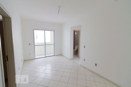 Sala de apartamento para alugar com 2 quartos, 50m² em Campinas, São José