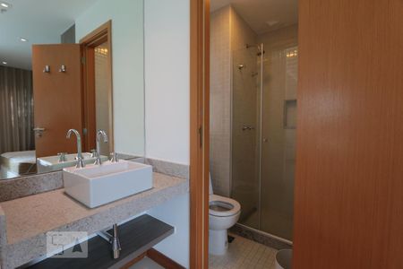 Banheiro - Torneira de apartamento para alugar com 1 quarto, 35m² em Jacarepaguá, Rio de Janeiro