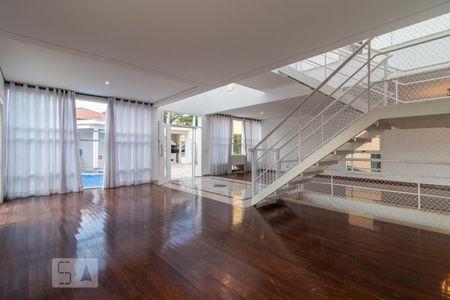 Casa de Condomínio à venda com 4 quartos, 450m² em Alphaville, Santana de Parnaíba