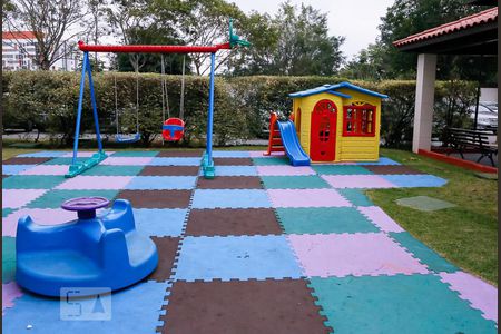 Apartamento para alugar com 50m², 2 quartos e 1 vaga Apartamento para alugar com 50m², 2 quartos e 1 vagaÁrea Comum - Playground 2