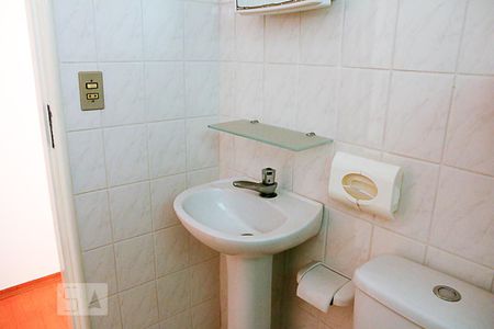 Apartamento para alugar com 50m², 2 quartos e 1 vaga Apartamento para alugar com 50m², 2 quartos e 1 vagaBanheiro