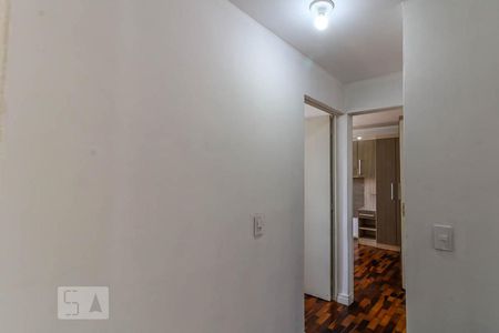 Corredor de apartamento para alugar com 2 quartos, 70m² em Jardim Social, Curitiba
