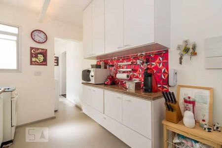Apartamento para alugar com 74m², 2 quartos e 1 vaga Apartamento para alugar com 74m², 2 quartos e 1 vagaCozinha