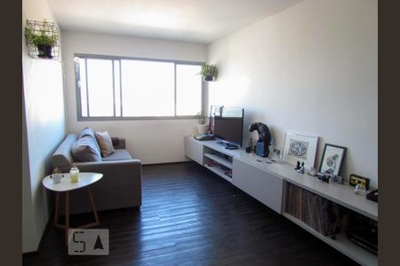 Sala de apartamento para alugar com 2 quartos, 74m² em Vila Romana, São Paulo