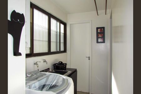 Apartamento para alugar com 74m², 2 quartos e 1 vaga Apartamento para alugar com 74m², 2 quartos e 1 vagaÁrea de Serviço