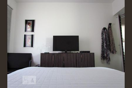 Apartamento para alugar com 74m², 2 quartos e 1 vaga Apartamento para alugar com 74m², 2 quartos e 1 vagaSuíte
