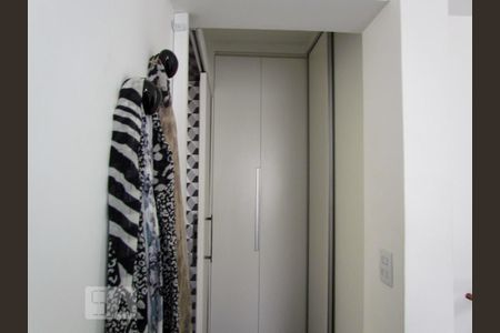 Apartamento para alugar com 74m², 2 quartos e 1 vaga Apartamento para alugar com 74m², 2 quartos e 1 vagaSuíte