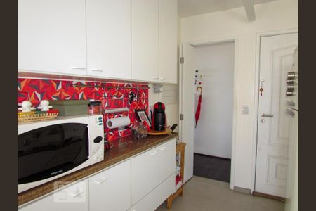 Apartamento para alugar com 74m², 2 quartos e 1 vaga Apartamento para alugar com 74m², 2 quartos e 1 vagaCozinha