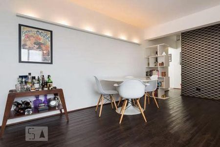 Sala de apartamento para alugar com 2 quartos, 74m² em Vila Romana, São Paulo
