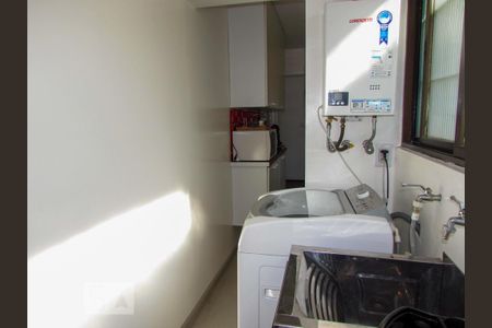Apartamento para alugar com 74m², 2 quartos e 1 vaga Apartamento para alugar com 74m², 2 quartos e 1 vagaÁrea de Serviço