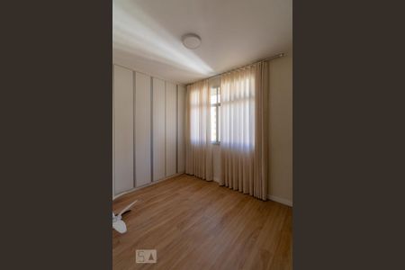 Apartamento à venda com 120m², 3 quartos e 1 vagaSuíte