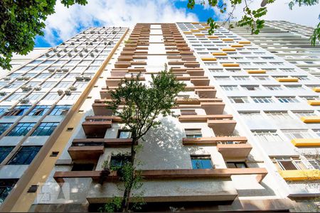 Apartamento para alugar com 148m², 2 quartos e sem vagaFachada
