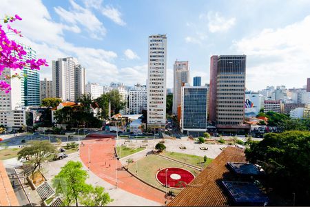 Apartamento para alugar com 148m², 2 quartos e sem vagaVista da Rua