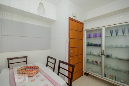 Apartamento à venda com 204m², 3 quartos e 1 vagaCozinha
