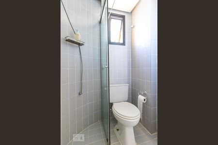 Banheiro de apartamento para alugar com 1 quarto, 48m² em Pinheiros, São Paulo