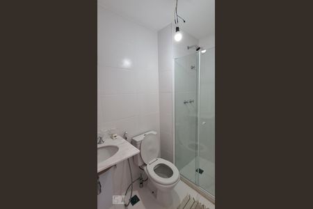 Banheiro Social de apartamento para alugar com 2 quartos, 64m² em Jacarepaguá, Rio de Janeiro