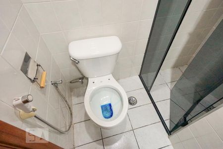Apartamento para alugar com 80m², 3 quartos e 2 vagasDetalhe banheiro suíte 02