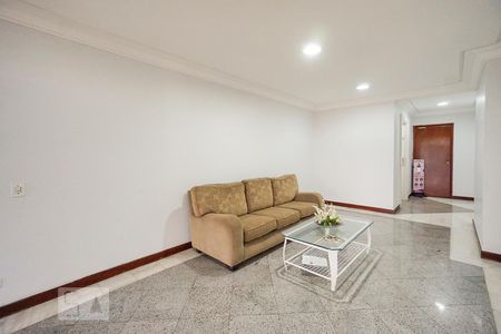 Apartamento para alugar com 80m², 3 quartos e 2 vagasHall social