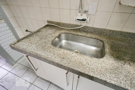 Apartamento para alugar com 80m², 3 quartos e 2 vagasDetalhe cozinha