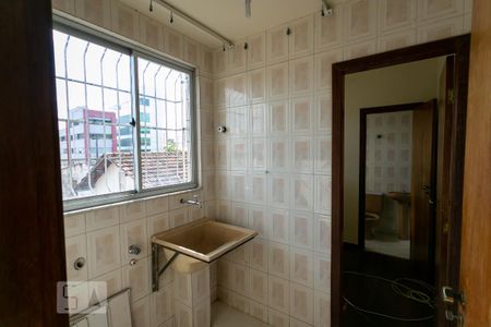 Apartamento para alugar com 100m², 3 quartos e 2 vagas Apartamento para alugar com 100m², 3 quartos e 2 vagasÁrea de Serviço