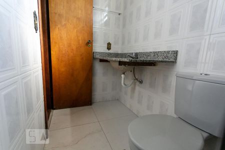 Apartamento para alugar com 100m², 3 quartos e 2 vagas Apartamento para alugar com 100m², 3 quartos e 2 vagasBanheiro