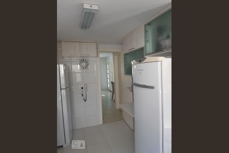 Cozinha (1º andar) de casa de condomínio para alugar com 3 quartos, 160m² em Pechincha, Rio de Janeiro