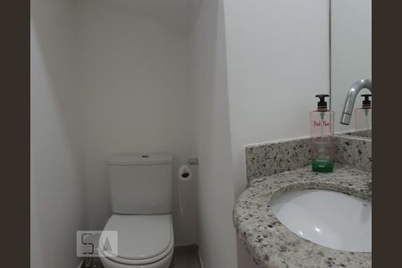 Lavabo (1º andar) de casa de condomínio para alugar com 3 quartos, 160m² em Pechincha, Rio de Janeiro