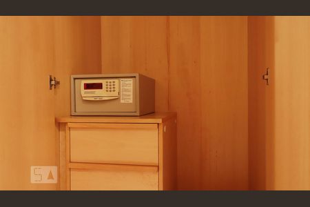Cofre de apartamento para alugar com 1 quarto, 35m² em Santana, São Paulo