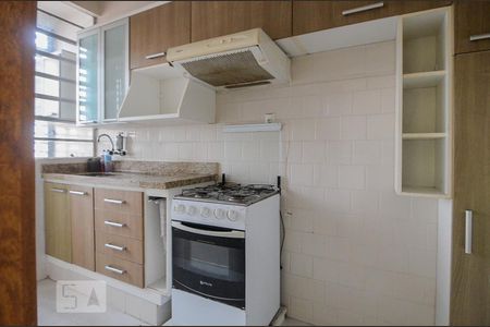 Cozinha de apartamento à venda com 1 quarto, 54m² em Farroupilha, Porto Alegre
