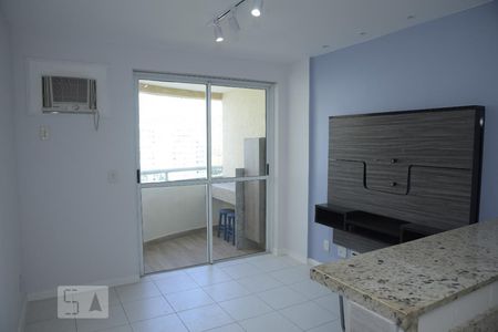 Sala de apartamento para alugar com 1 quarto, 42m² em Jacarepaguá, Rio de Janeiro